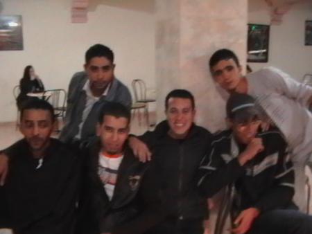 Tribalzak K_pi K`Special et Genie hanalik,  hadak ali bka man3rf lamo nsite a3la nick dyalo :p